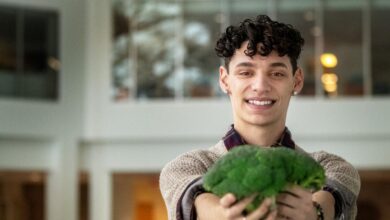Making healthy food accessible: Student leads pay-what-you-can farmer’s market