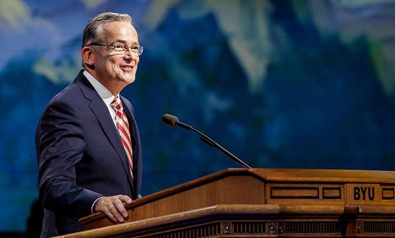 Elder Patrick Kearon Invites Students to Become “Flecks of Gold”