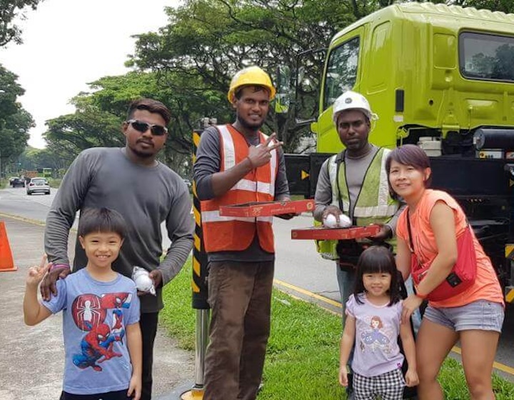 volunteer in singapore - itsrainingraincoats