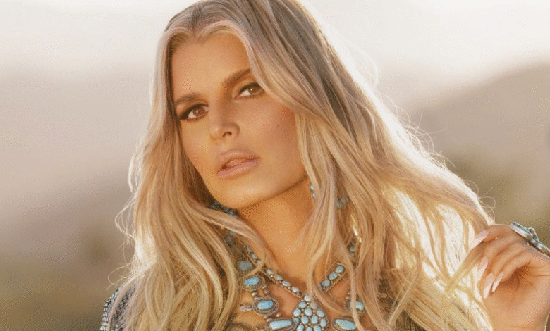 How Jessica Simpson is Bottling a 20-Year Comeback